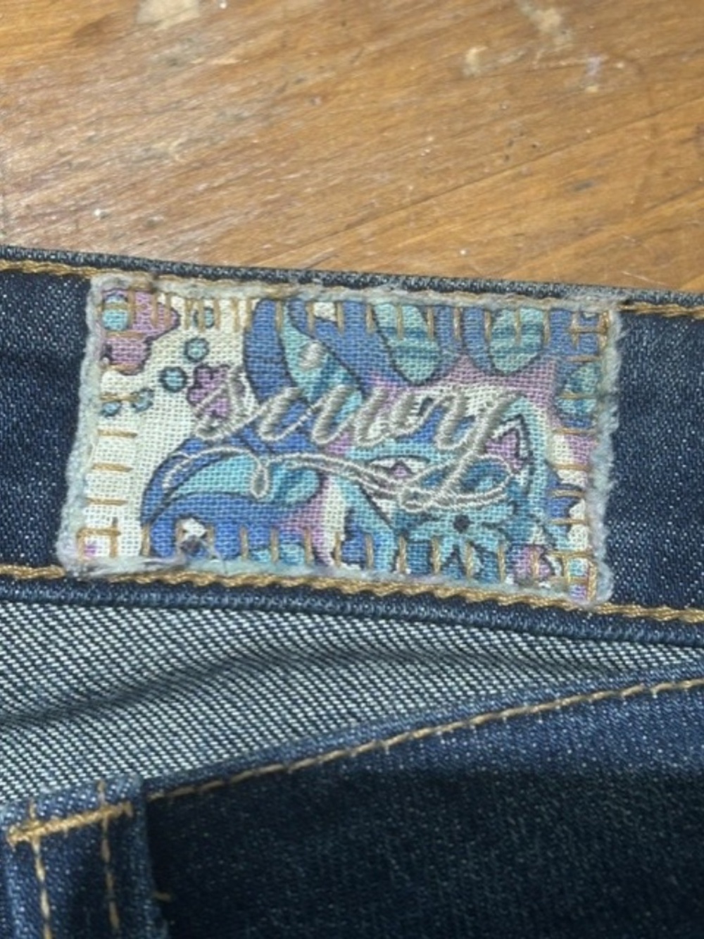 Distressed Siwy Low Rise Jeans - Picture 4 of 5